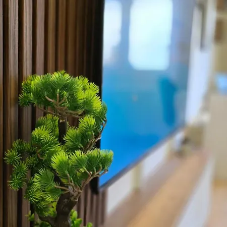 Leaf & Loft Апартаменты *