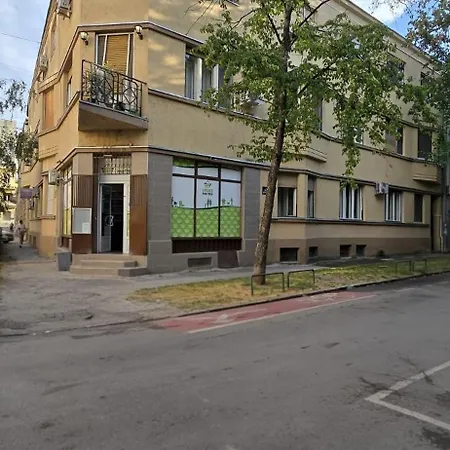 Leaf & Loft Апартаменты