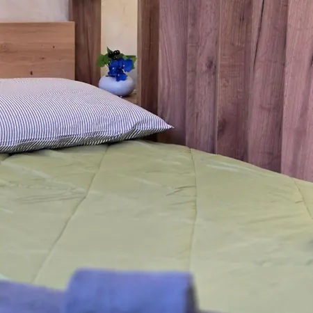 Апартаменты Leaf & Loft